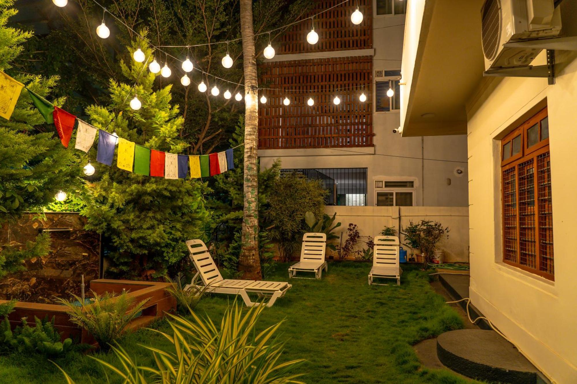 Leo Vishroam Hostel Mysore Exterior foto