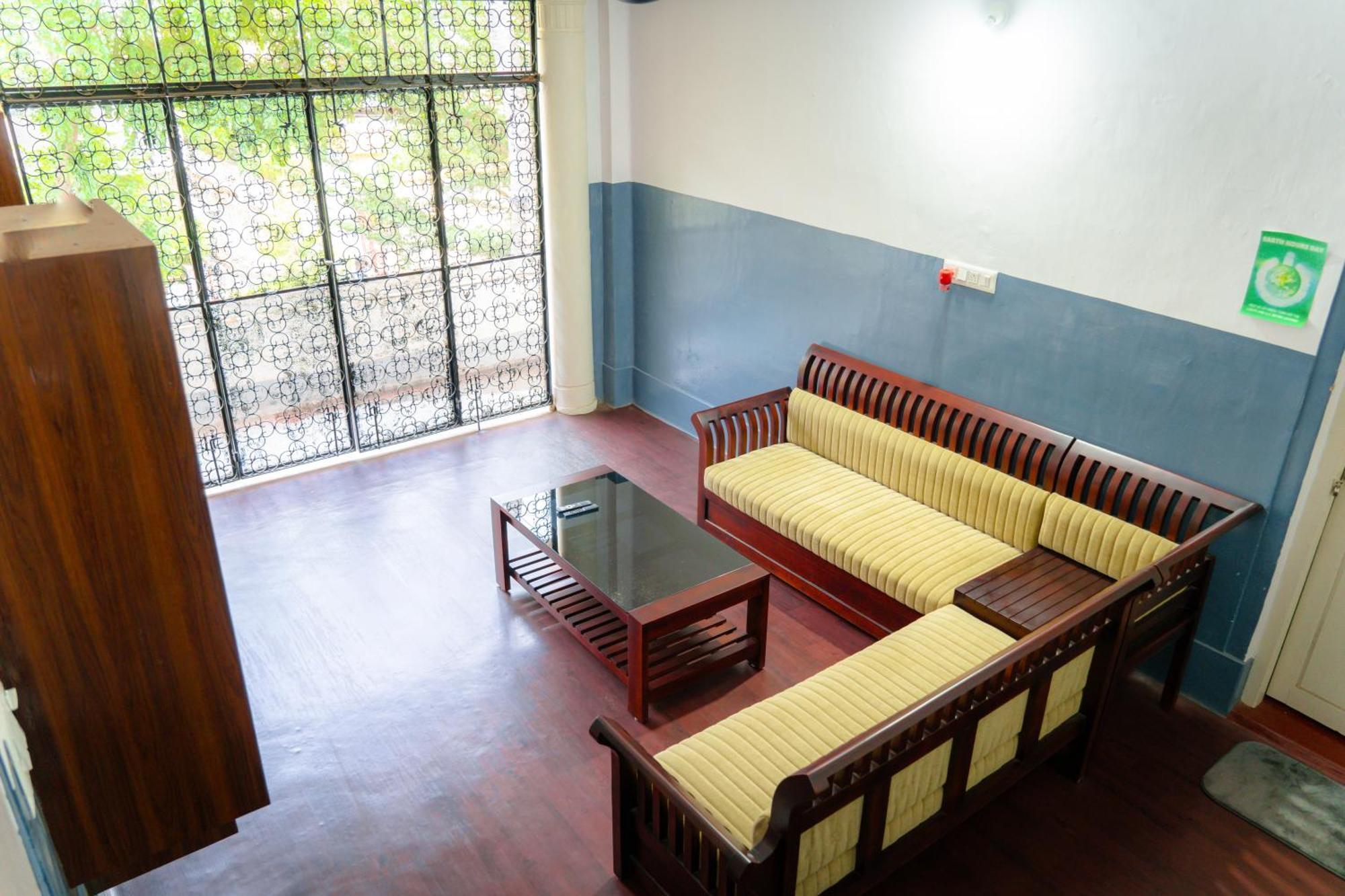Leo Vishroam Hostel Mysore Exterior foto
