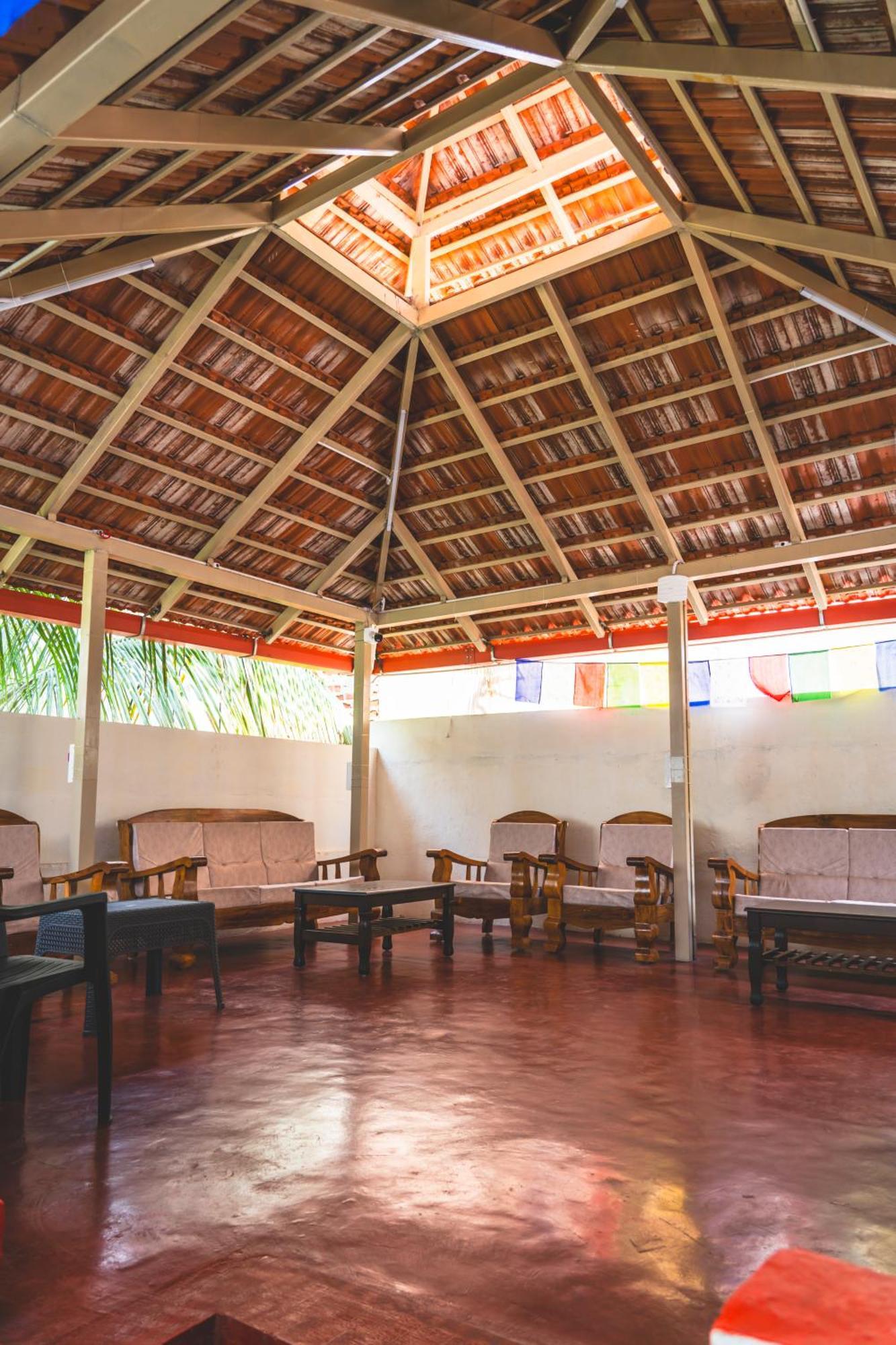 Leo Vishroam Hostel Mysore Exterior foto