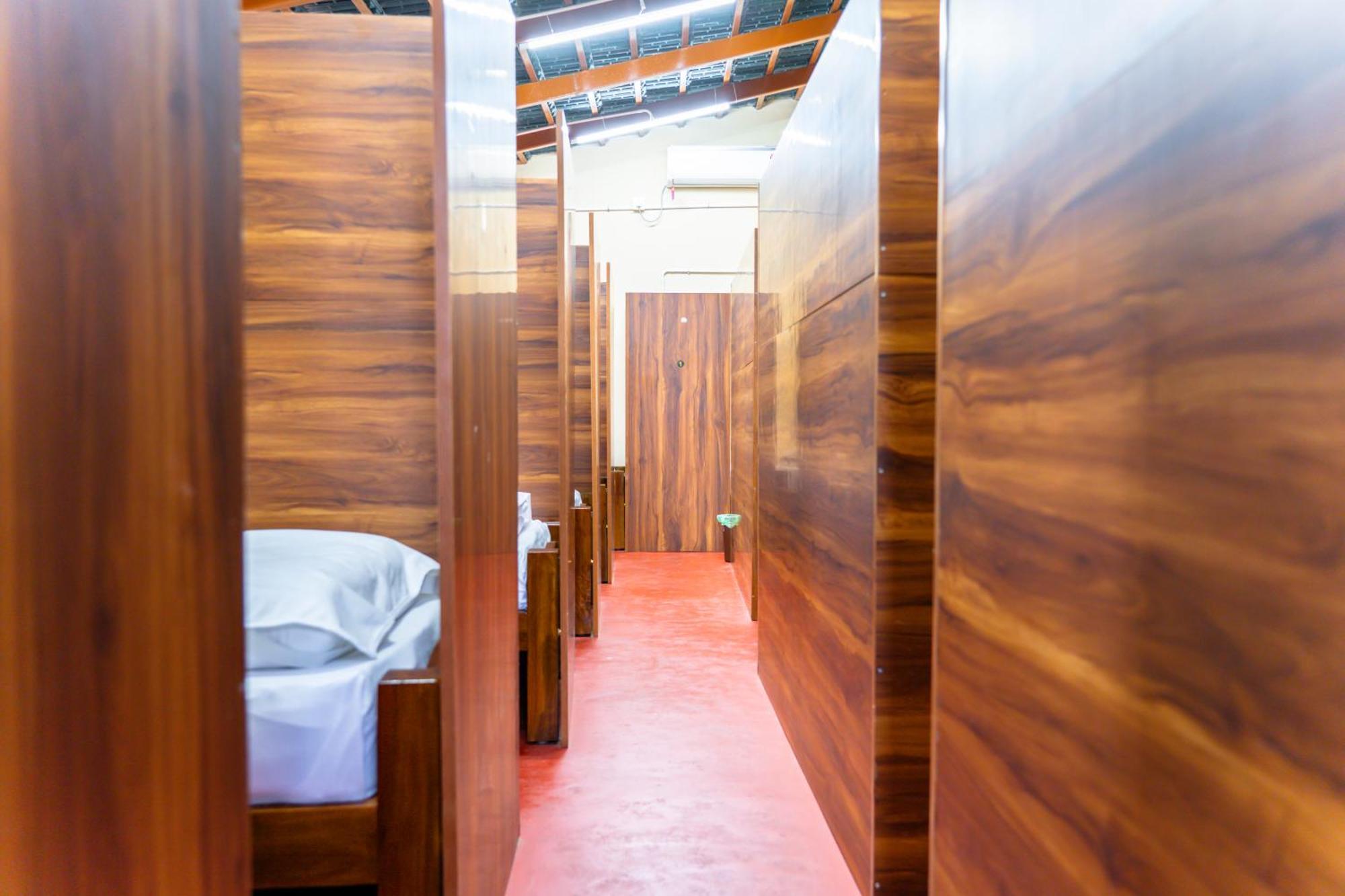 Leo Vishroam Hostel Mysore Exterior foto